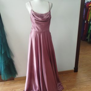 Vestido graduación. 2 colores - lila, M/L